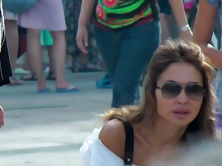 Lassie دانلود کلیپ سکسی باحال